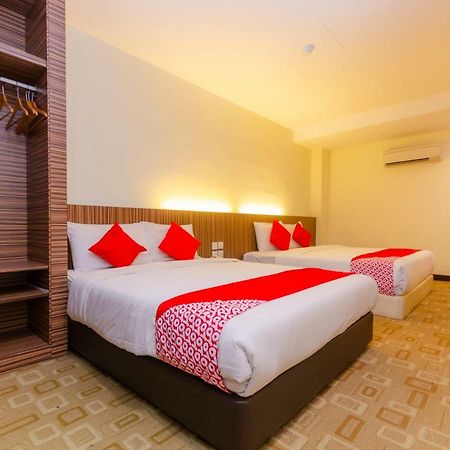 Oyo 1201 Wf Hotel Johor Bahru Bagian luar foto
