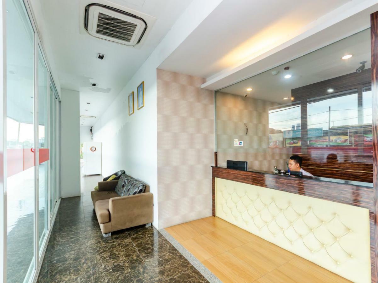 Oyo 1201 Wf Hotel Johor Bahru Bagian luar foto