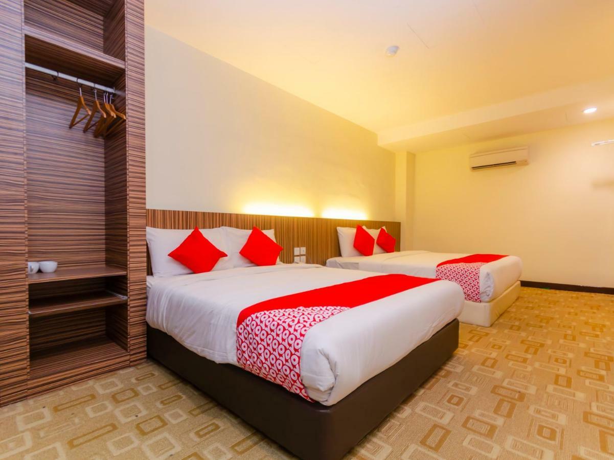 Oyo 1201 Wf Hotel Johor Bahru Bagian luar foto