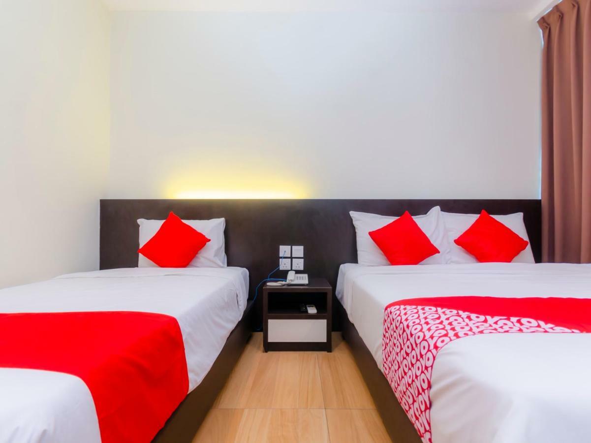 Oyo 1201 Wf Hotel Johor Bahru Bagian luar foto
